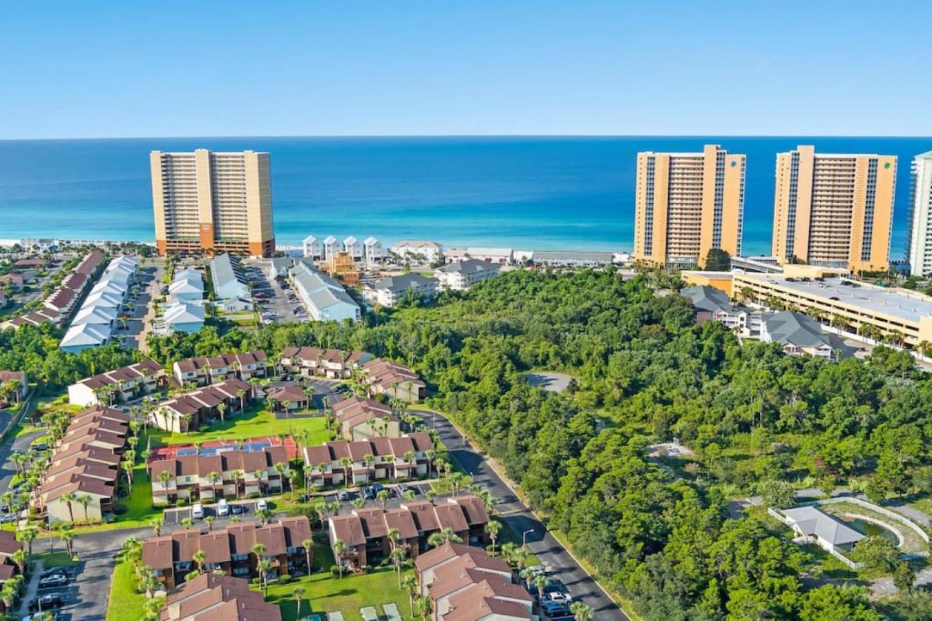 Experience Starlit Nights From Beach Happy'S Balcony Overlooking The Community Pool At Beachwalk Villa Panama City Beach Exterior foto